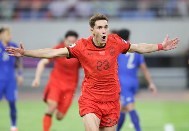 爱体育入口-首秀破门救国足！拜合拉木：还有很多地方做得不好